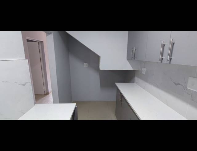 4 BEDROOM DUPLEX TO LET IN SYDENHAM